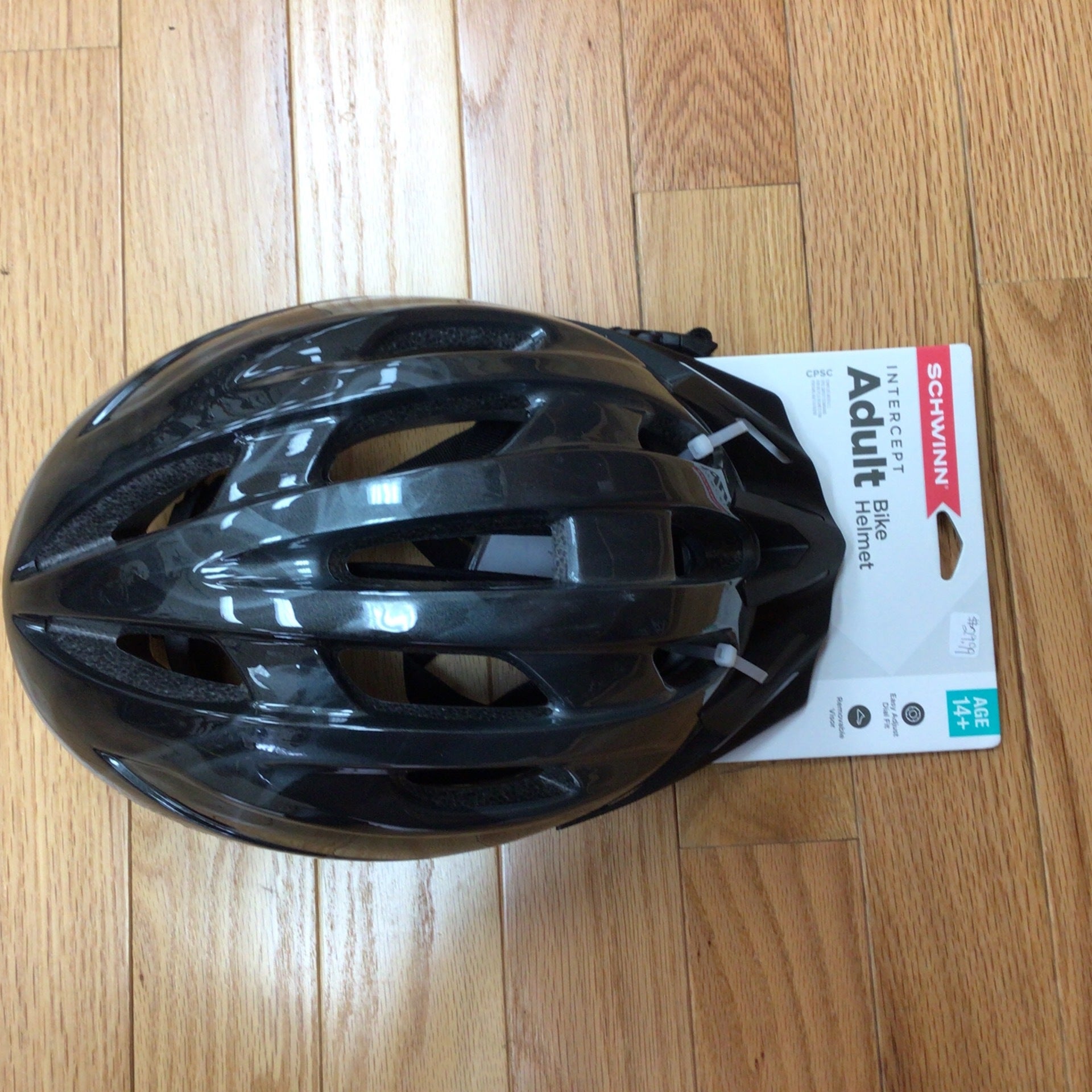 Schwinn intercept store adult bicycle helmet